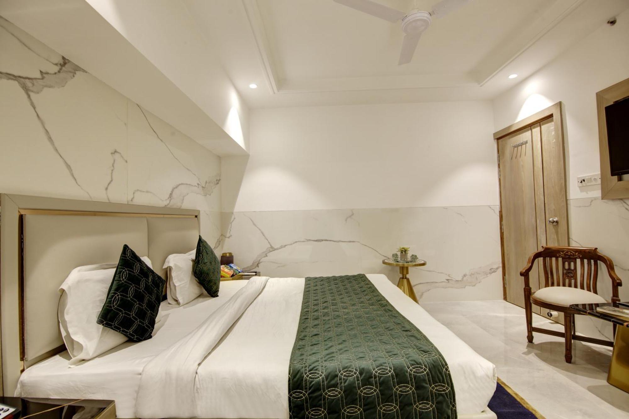 Hotel International - Near Delhi Airport New Delhi